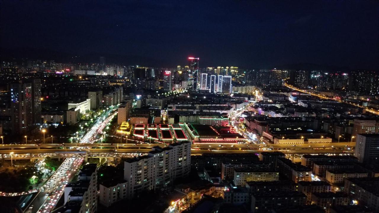 Kunming Hotel High Sky View Hotel Exteriér fotografie